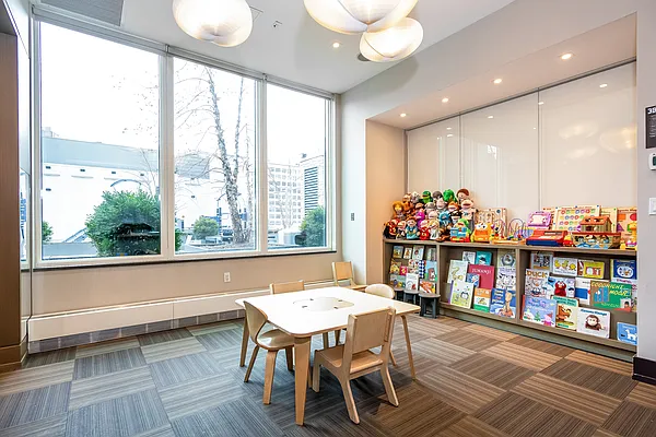 Rented by Halstead Real Estate | media 15