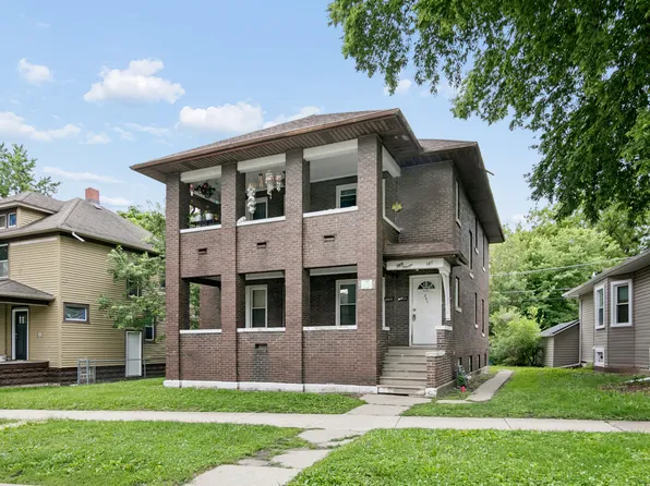 361-365 S Evergreen Ave, Kankakee, IL 60901