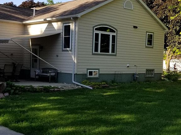 2nd image of 307 Palmer St