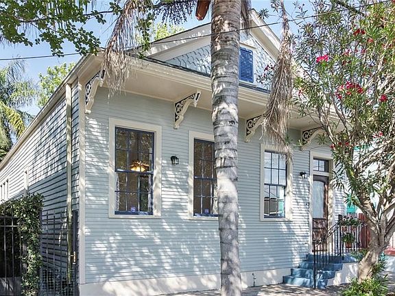 2nd image of 3229 Saint Ann St