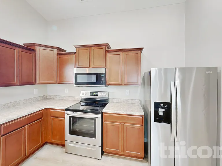 1263 Brookdale Ct — Photo 5