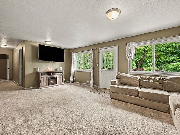4th image of 67238 Oxbow Dr
