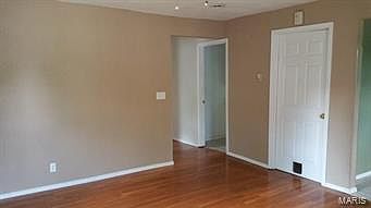 3rd image of 1027 N Missouri St