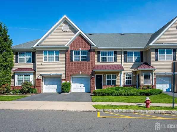 74 Andrews Way, Piscataway, NJ 08854