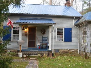 10 Dorr Ln, Athens, OH 45701