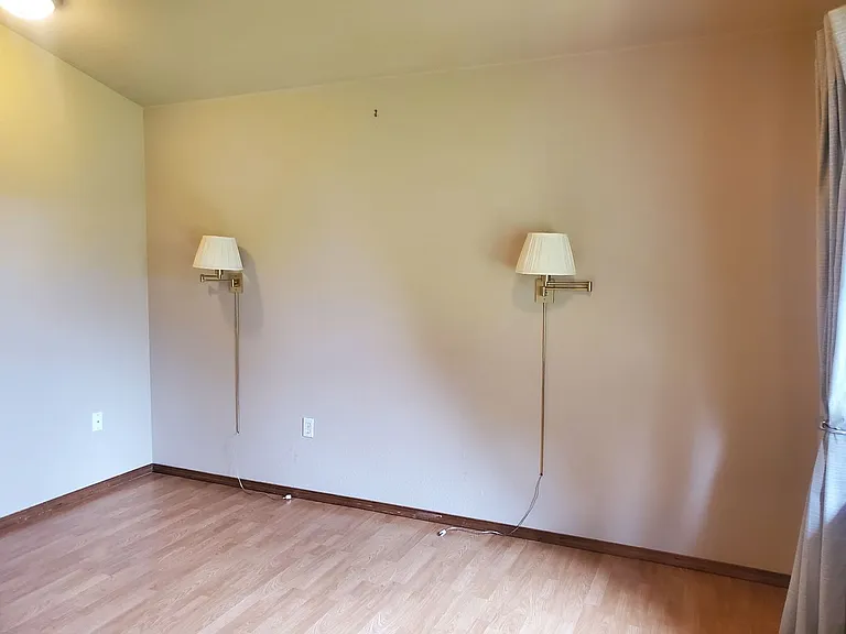 247 SE Weston Rd — Photo 22