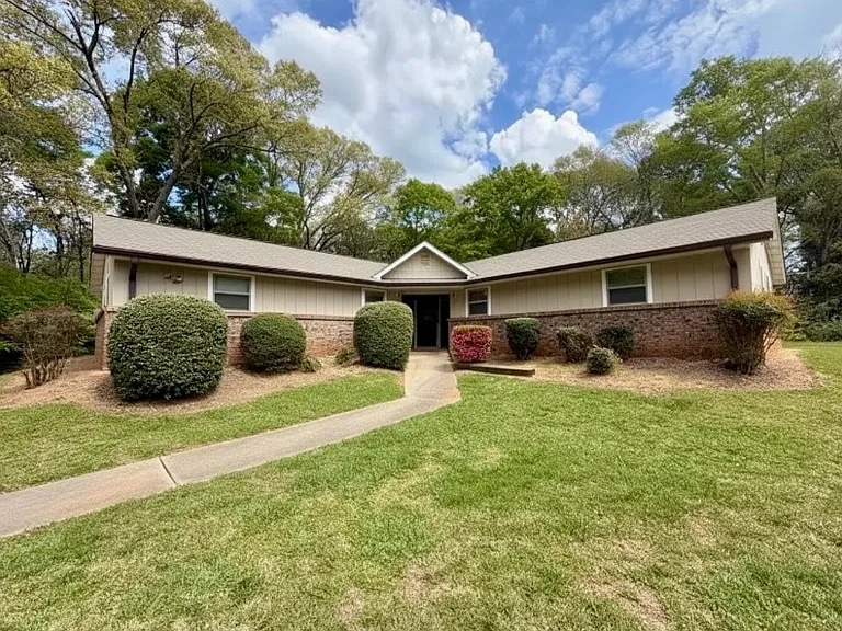 1502 Waverly Way #B-2 — Photo 3