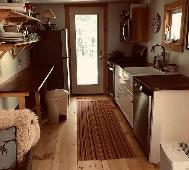289 Barker Rd — Photo 9