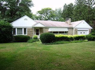 8090 Mentor Ave, Mentor, OH 44060