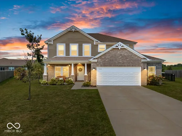 904 Belgium Blvd, Bargersville, IN 46106