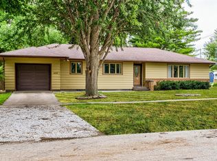 1825 Dewitt St, Ellsworth, IA 50075