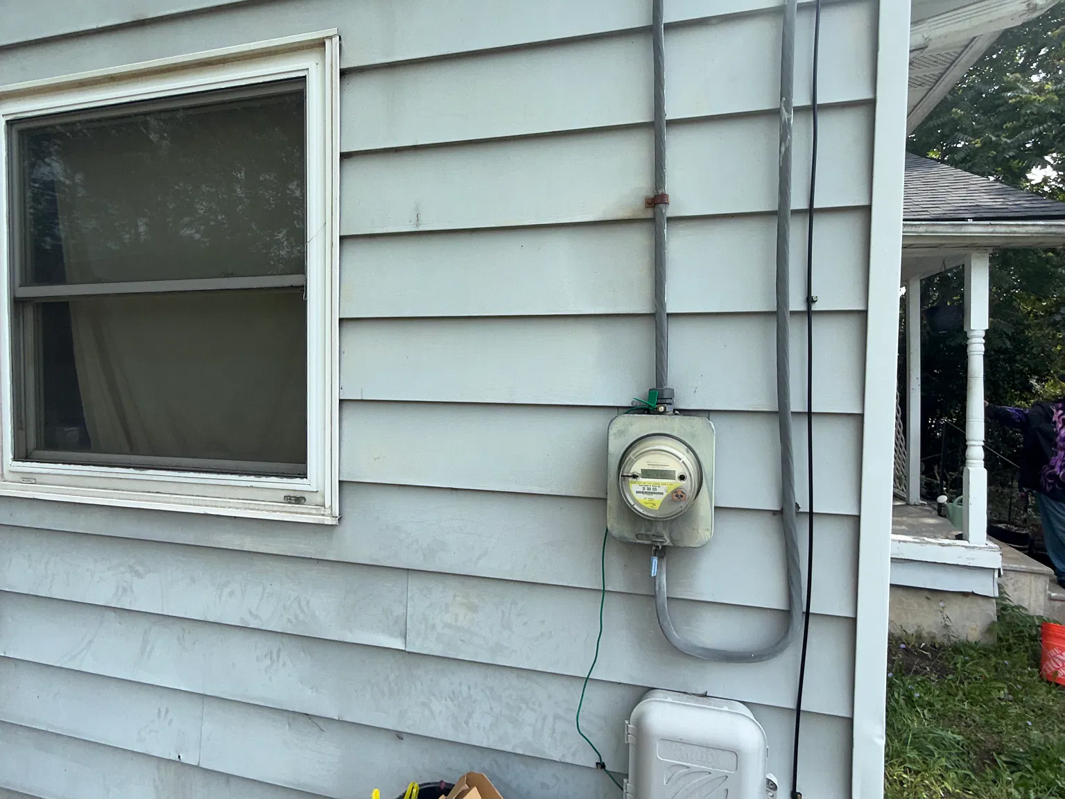 3 bed, 1200 sqft, $996 — Photo 2