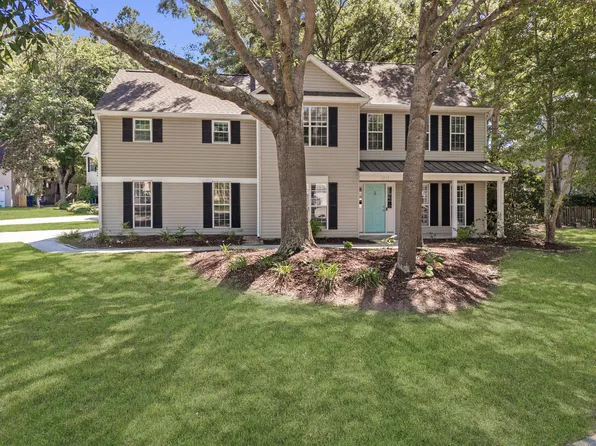 1247 Center Lake Dr, Mount Pleasant, SC 29464