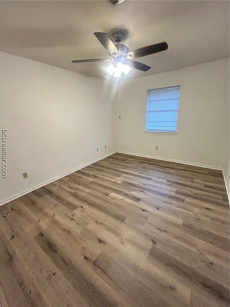 2 bed, 891 sqft, $1,100 — Photo 2