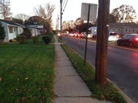 2nd image of 203 Warwick Rd S
