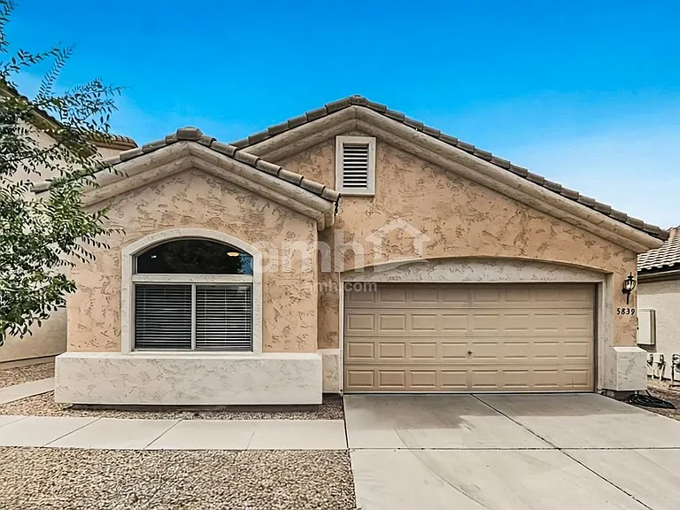 5839 E Nathan St — Photo 1