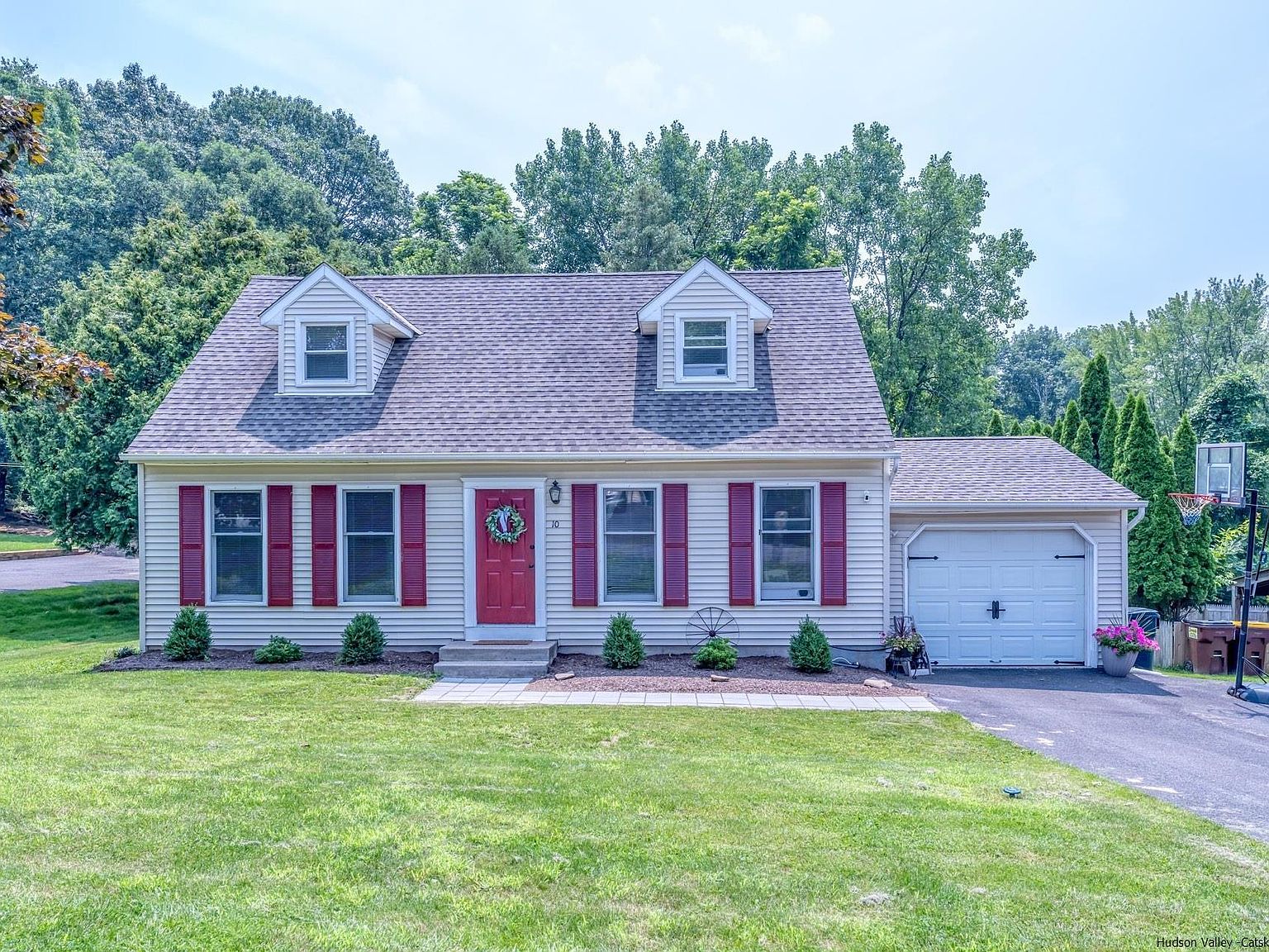 10 St Josephs Boulevard, Pt Ewen, NY 12466 Zillow