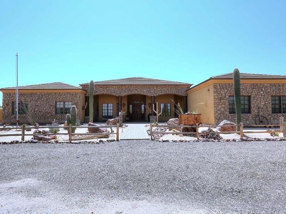 1st image of 1207 E Magellan Dr
