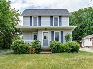 714 Columbia Ave, Saint Joseph, MI 49085