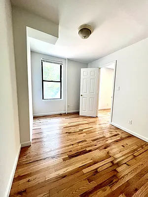 Rented by Nolita Group | media 11