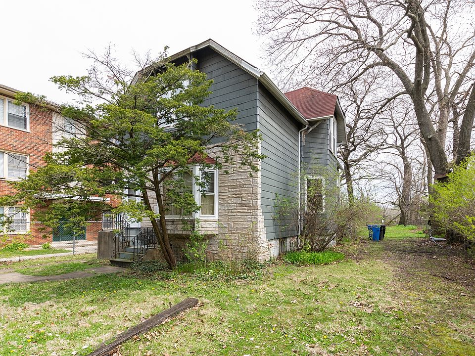 1st image of 11009 S Longwood Dr
