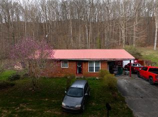325 Pleasant Valley, Morehead, KY 40351