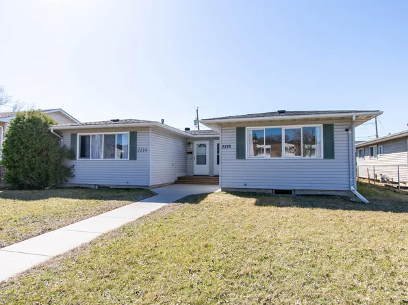 2216 9th Ave S, Fargo, ND 58103