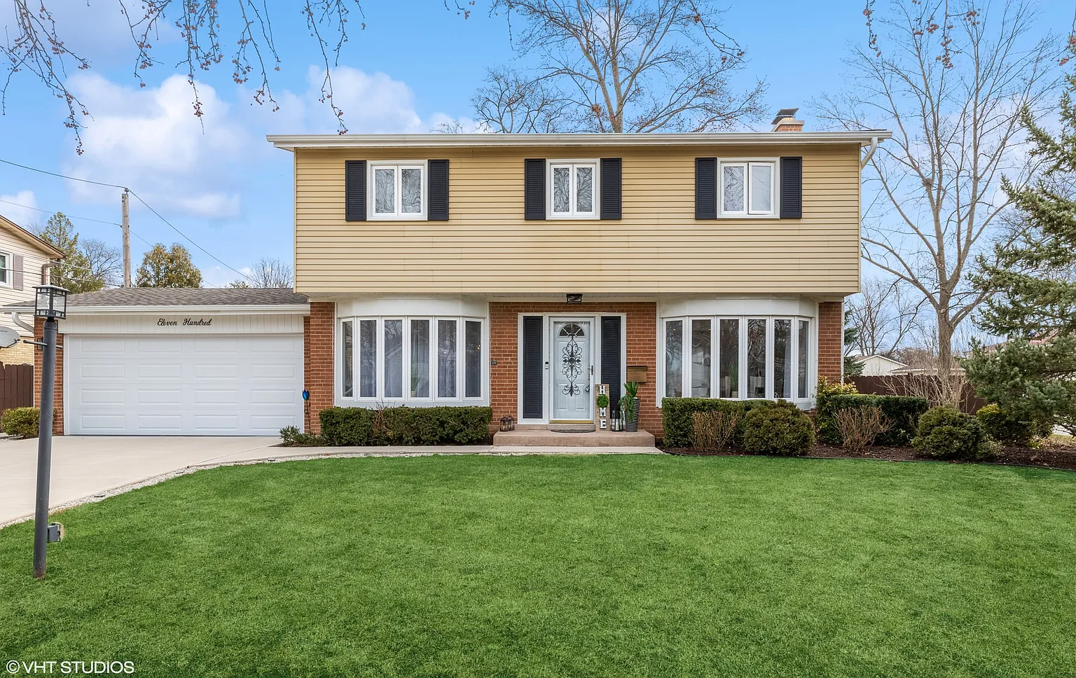1100 E Barberry Ln photo 1