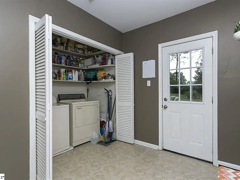 104 Mimosa Dr — Photo 22
