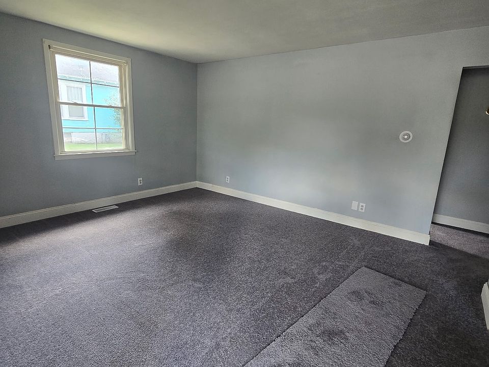 1st image of 1509 S 1st St