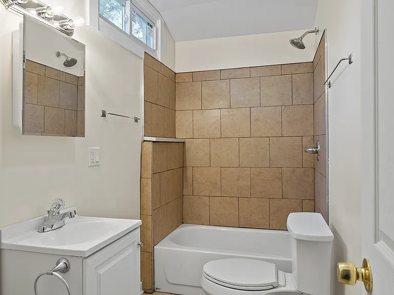 92A Congress St #A — Photo 9