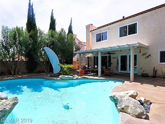 5th image of 2704 Monrovia Dr
