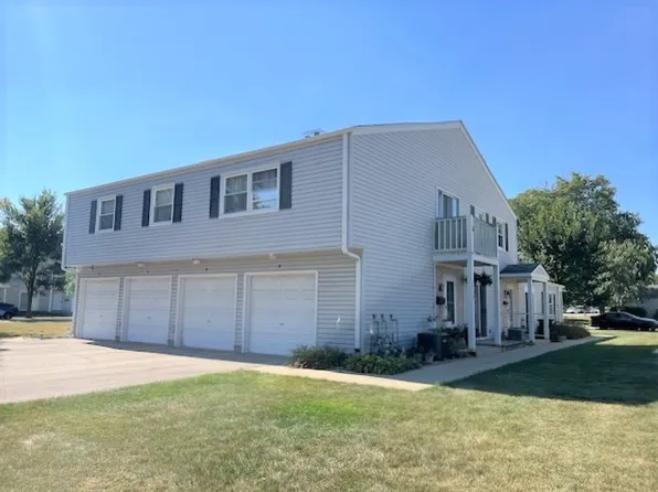 173 Emil Ct Unit B, Bartlett, IL 60103