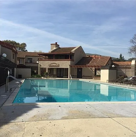 23 Brownfield Ln — Photo 4