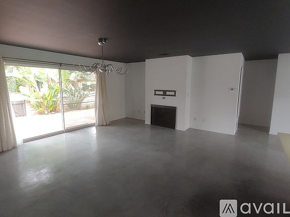 3rd image of 469 Viejo Dr
