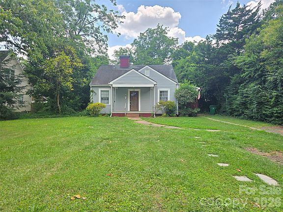 2nd image of 614 Marsh Rd