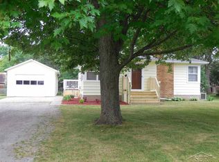 2391 Shattuck Rd, Saginaw, MI 48603