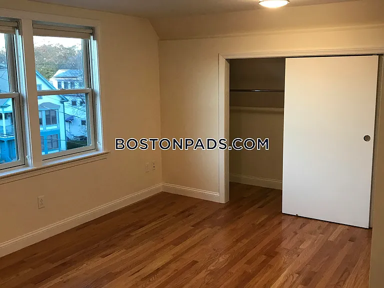 96 Waumbeck St #3 — Photo 3