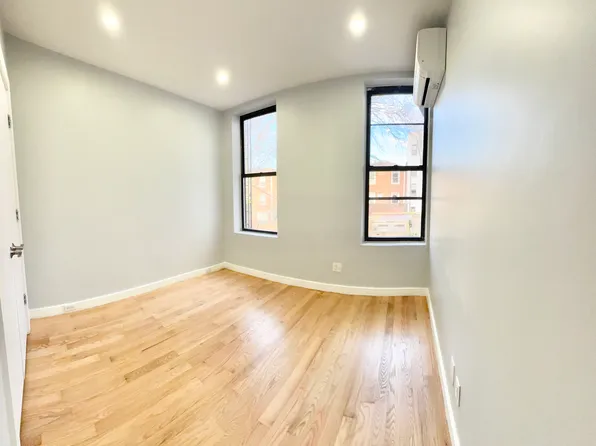 193 Sackett Street image 6 of 14