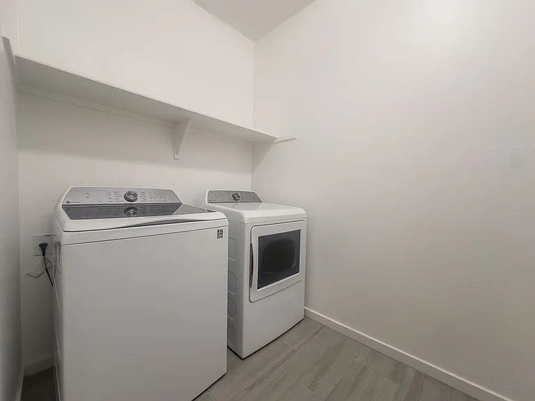 2554 S 179th Dr — Photo 24