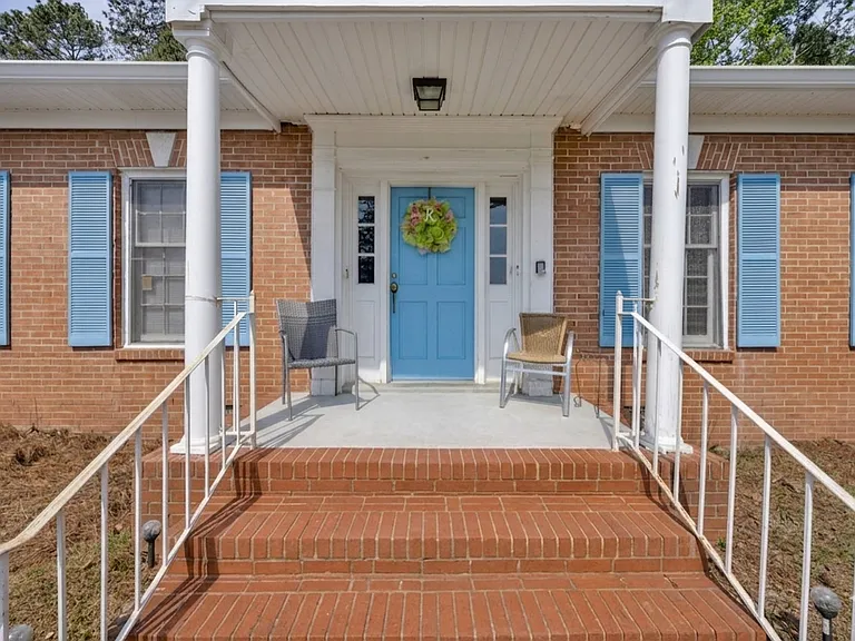 2905 Chatsworth Rd #B — Photo 3