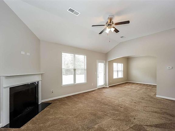 5th image of 3217 Alhambra Cir