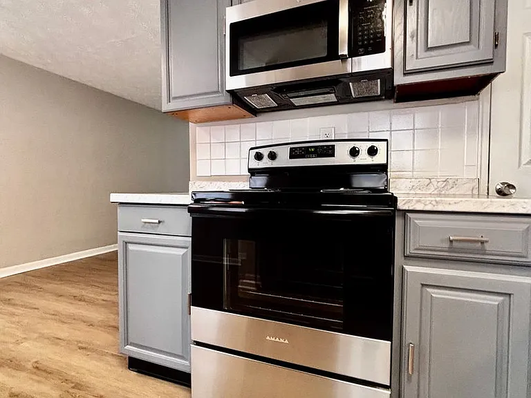 Maples Townhomes — Photo 21