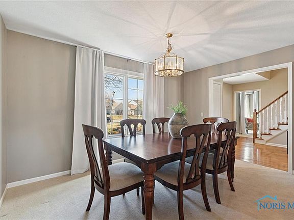 5th image of 10253 Scarlet Oak Dr