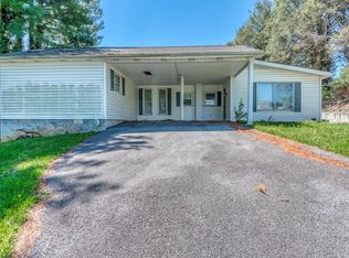 454 Oakland St, Abingdon, VA 24210