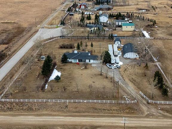 4th image of 233239 E Glenmore View Rd