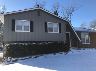 7040 Nieman Rd, Shawnee, KS 66203