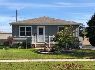 541 S 30th St, Manitowoc, WI 54220