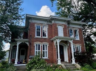 214 W Main St, Lagrange, OH 44050