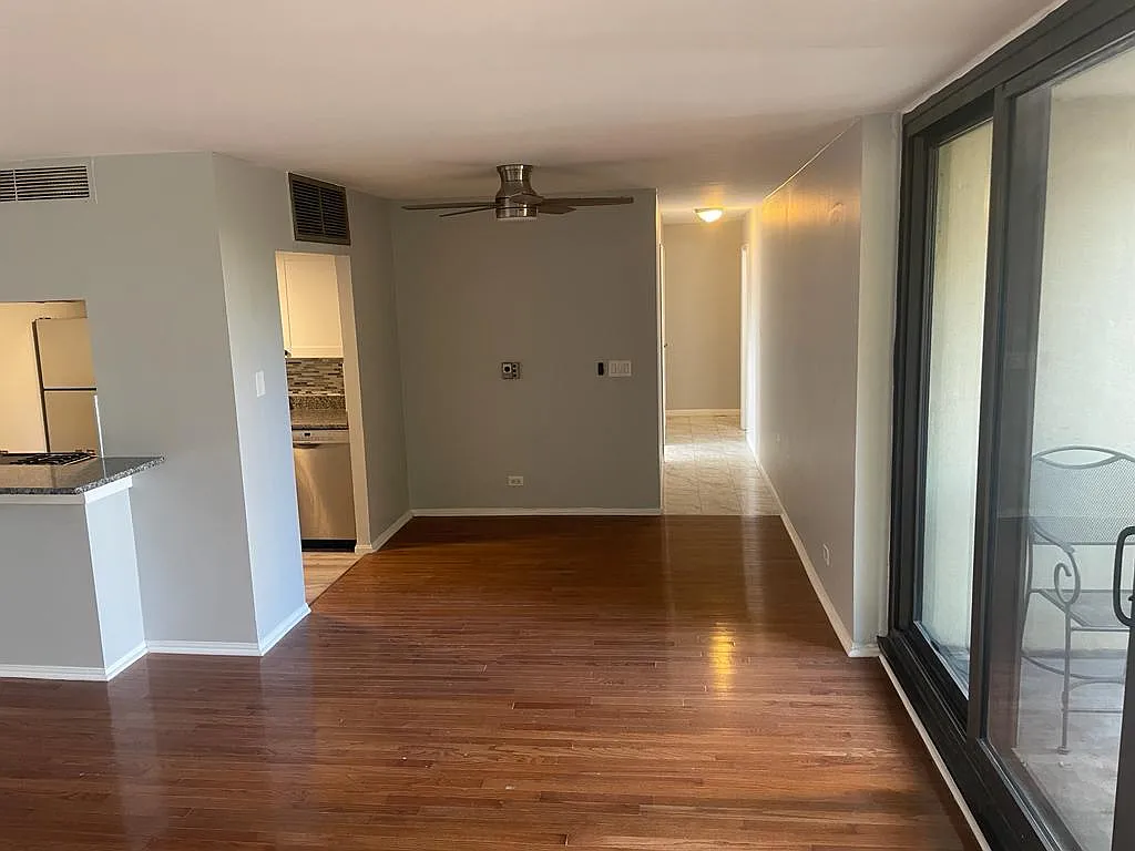1 bed, 850 sqft, $1,995 — Photo 1